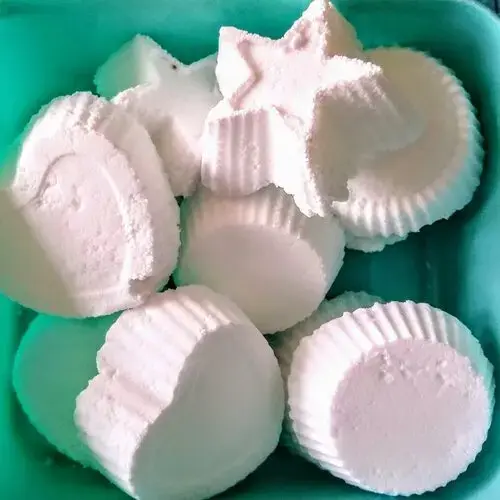 Household Cleaning with Essential Oils